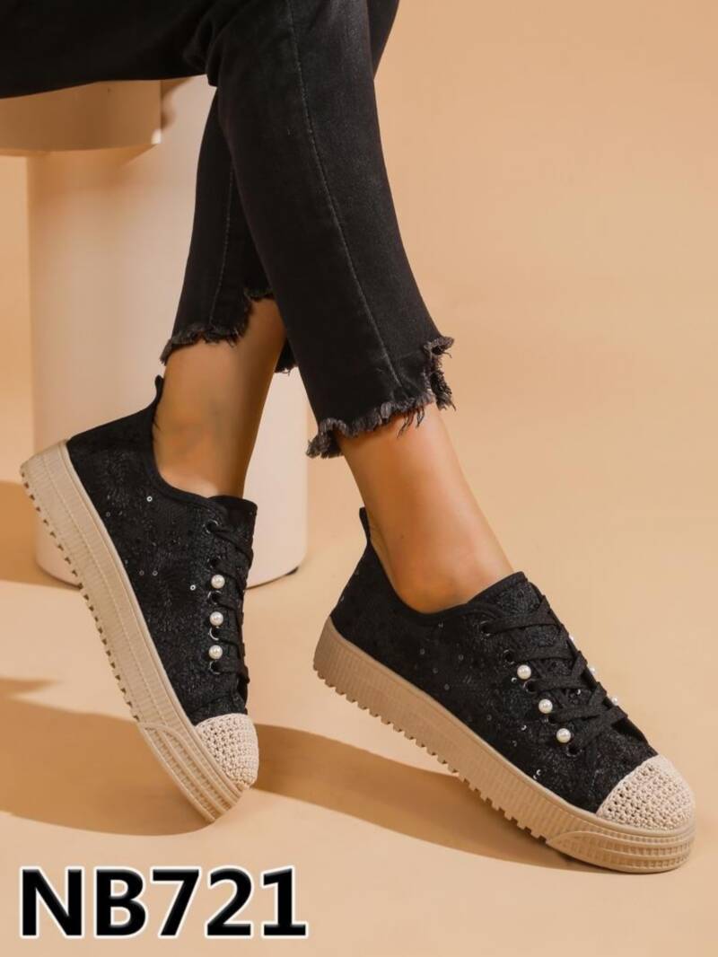 Trampki/Tenisówki Roz 36-41 / 12 par